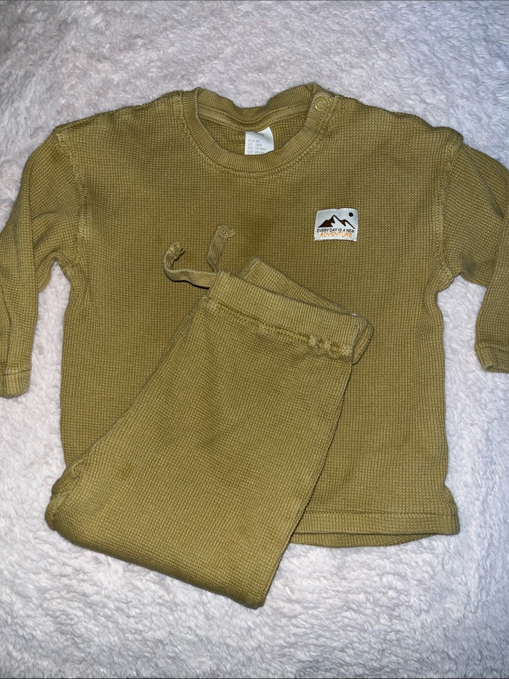 H&M Olive Green Kids Waffle Long Sleeve Top